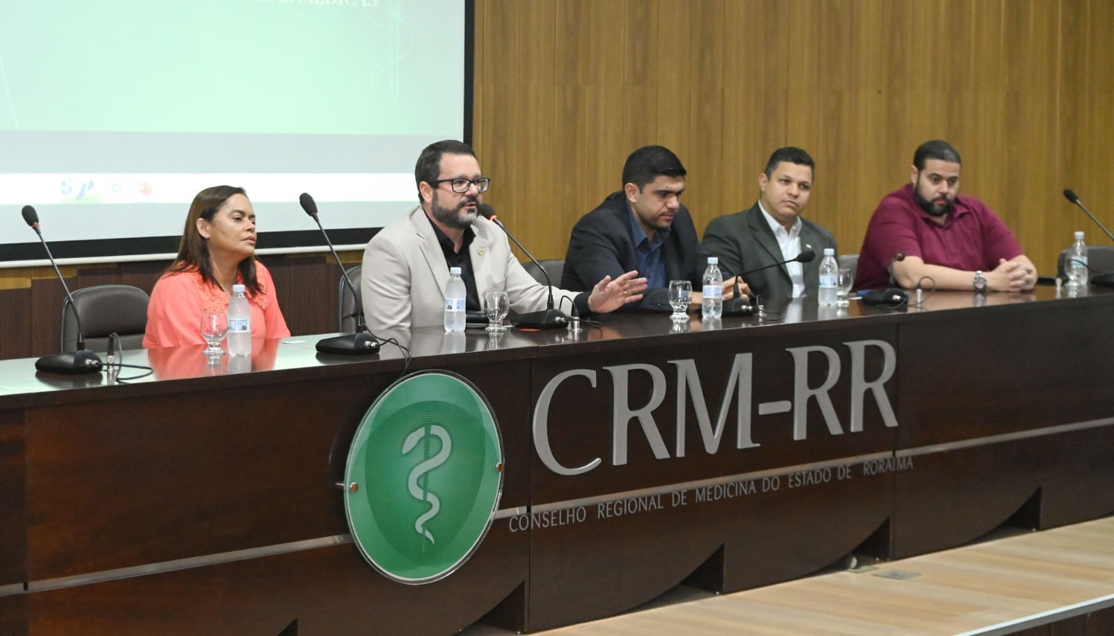 Segurança no atendimento: CRM-RR reúne autoridades para discutir proteção a médicos em Roraima