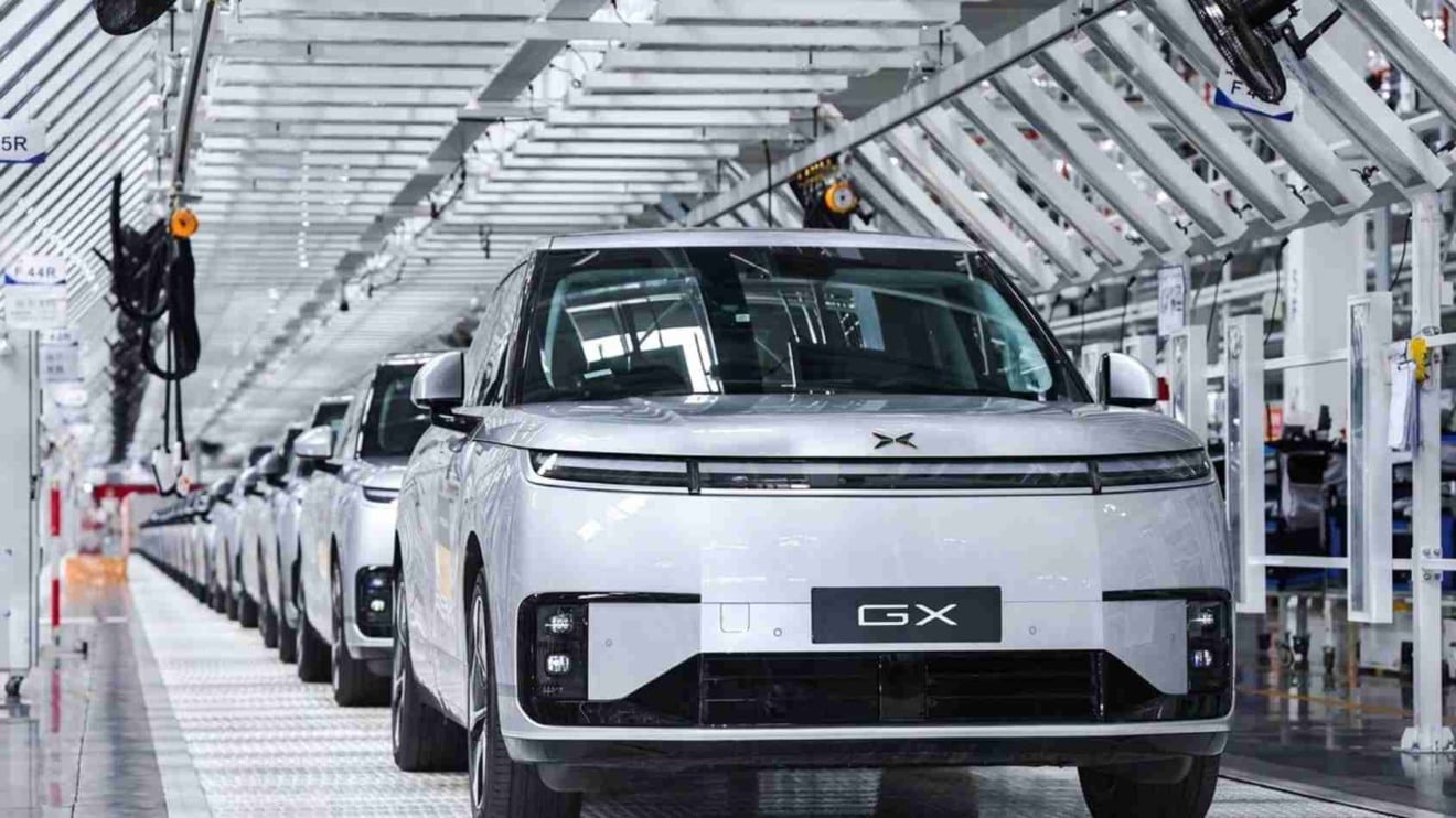 Robotáxi chinês com sistema autônomo da XPENG