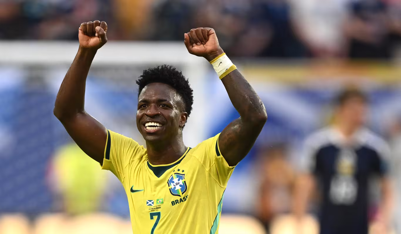 Marquinhos, Vini Jr e Gabriel Magalhães estão entre os finalistas da Bola de Ouro; veja a lista