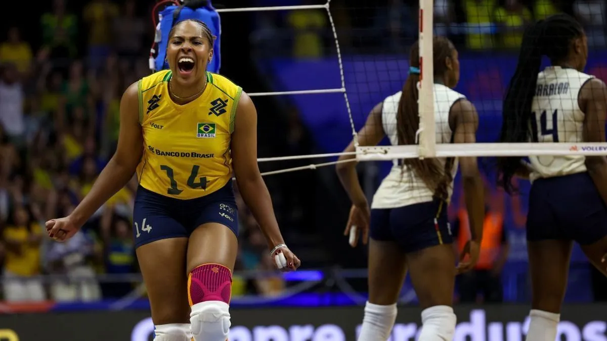 Brasil vence Itália no tie-break e encerra invecibilidade de 39 jogos da campeã olímpica