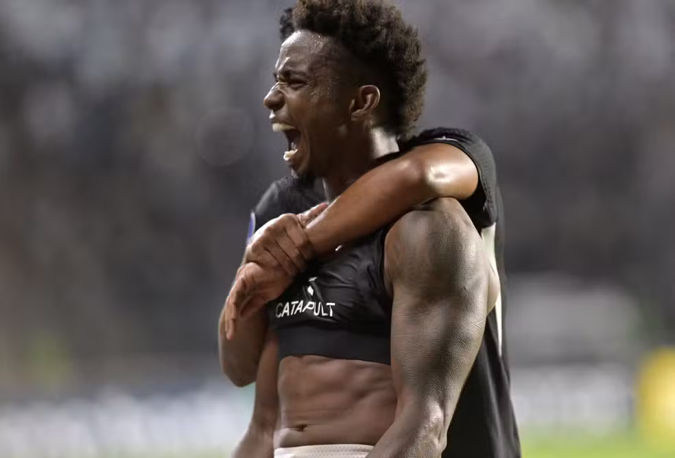 Vasco vence o Independiente Medellín no fim e garante vaga nas oitavas da Sul-Americana - QTU Questões do Universo