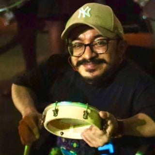 Bloco de Carnaval Organiza Evento para Comprar Cadeira de Rodas