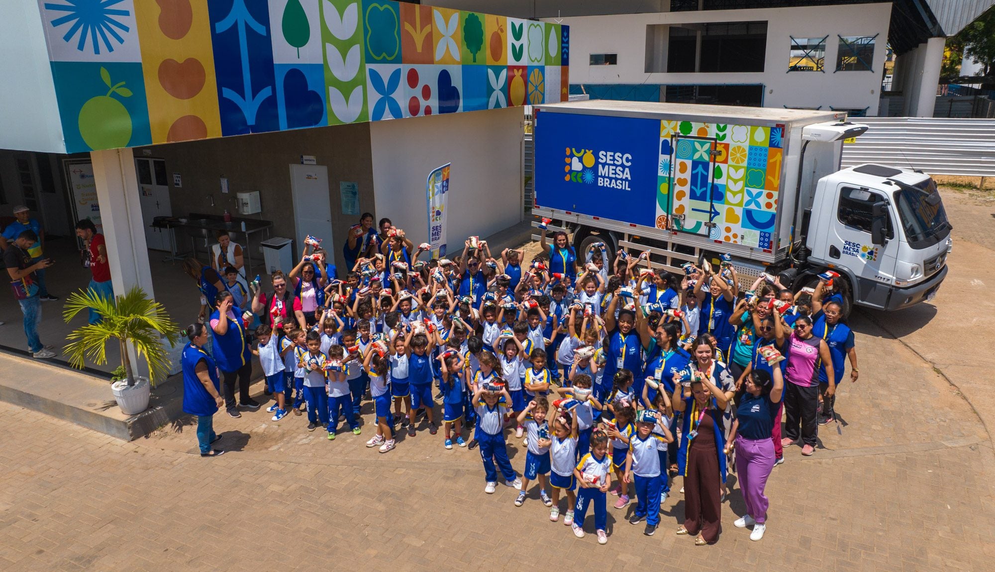 Quase 25 toneladas de solidariedade mobilizam estudantes e ajudam famílias em Roraima - QTU Questões do Universo