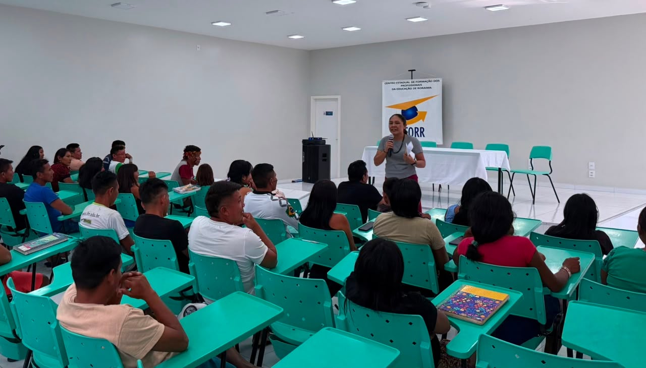 Formação reúne 45 professores Yanomami em nova etapa de curso para educação indígena em Roraima