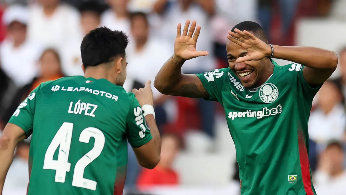 Palmeiras supera LDU nos pênaltis em noite mágica de Carlos Miguel e avança para a semifinal da Libertadores