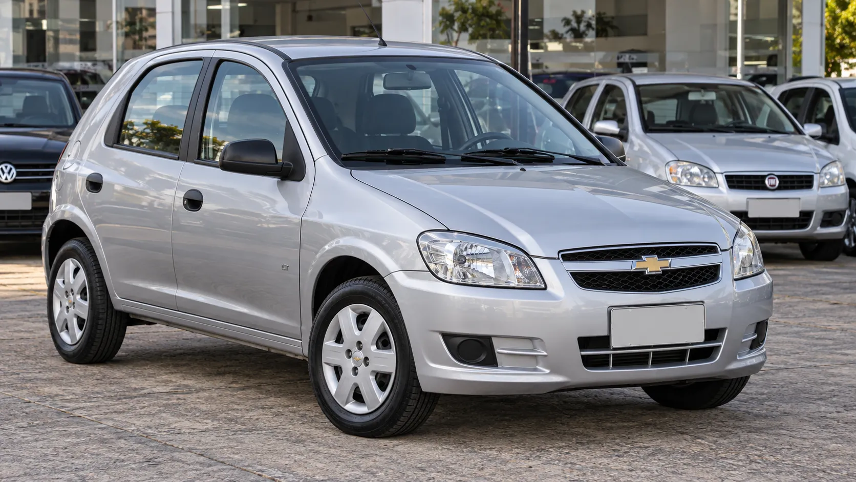 Chevrolet Celta LT 2015 por cerca de R$ 35 mil: qual é o desembolso para trocar pastilhas, discos e fluido de freio quando necessário no hatch com ABS e dimensões compactas para a cidade