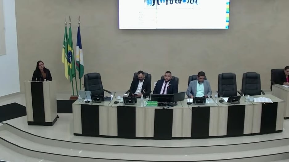 Em audiência, secretária culpa empresa por atraso e diz não ter previsão para entregar reforma da UBS Olenka Macellaro
