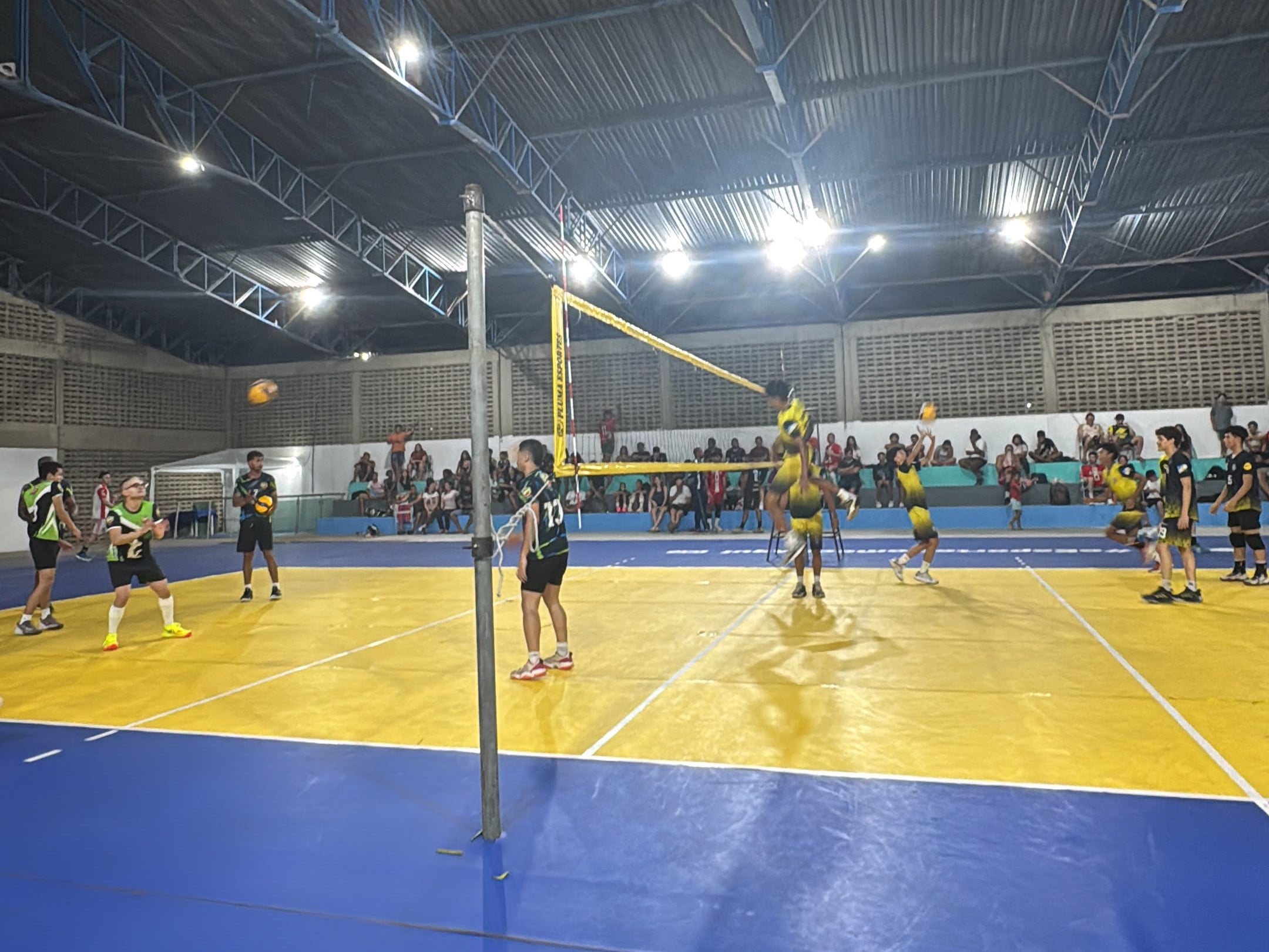 Árbitros denunciam falta de pagamento na Copa Macuxi de Vôlei
