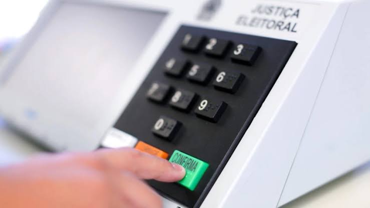 Ansiedade eleitoral: como lidar com o excesso de notícias e a tensão política?