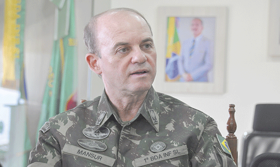 Após dois anos no comando da 1ª Brigada, general Carlos Alberto Mansur fez um balanço positivo da gestão (Foto: Rodrigo Sales)