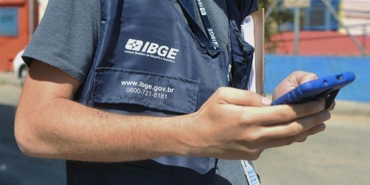 O IBGE decidiu disponibilizar outra forma de a população checar a identidade do entrevistador (Foto: Divulgação)