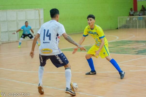 Estavam em curso as disputas do sub-15 e Taças Roraima Adulta e Sub-17 (Foto: Hélio Garcias/BV Esportes)
