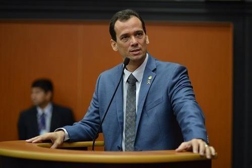 O deputado estadual Jorge Everton (MDB) pede esclarecimentos sobre dispensa de licitação (Foto: Divulgação)