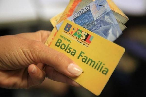 O governo achou viável autorizar novos inscritos para conseguir identificar as famílias mais vulneráveis (Foto: Arquivo Folha BV)
