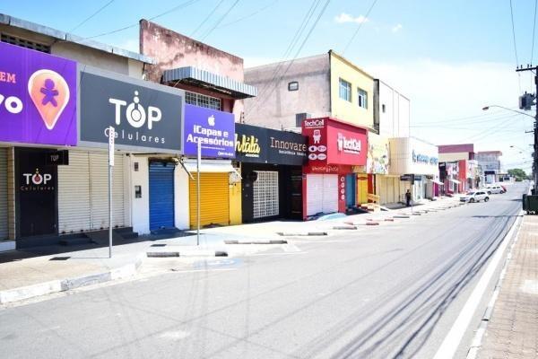 Conforme decreto municipal o comércio de Boa Vista está fechado desde o dia 22 de março (Foto: Nilzete Franco/FolhaBV)