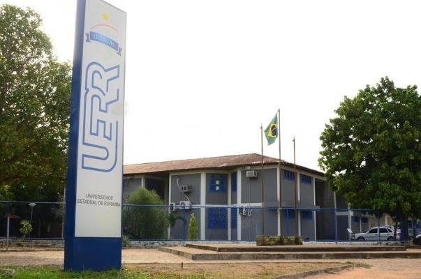 Estudantes do curso de medicina da Universidade Estadual de Roraima (UERR) assinaram uma carta de repúdio ao projeto lei nº 032/2019 (Foto: Arquivo FolhaBV)