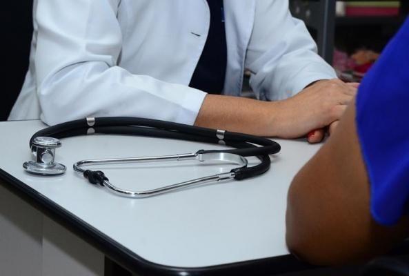 O sindicato quer que a Secretaria de Saúde convoque os médicos devidamente registrados no CRM, que participaram do seletivo, elaborado pela pasta (Foto: Nilzete Franco/Arquivo Folha BV)