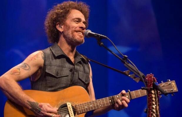 Artistas criam agenda de lives para programas românticos (Foto: Divulgação)