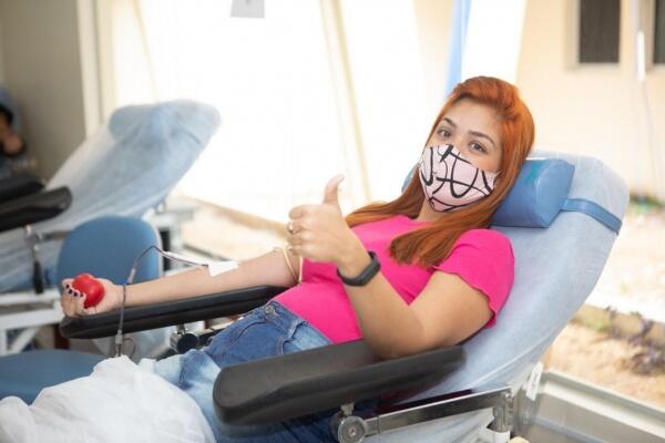 Andressa Figueiredo é doadora de sangue (Foto: Ascom Yonny Pedroso)