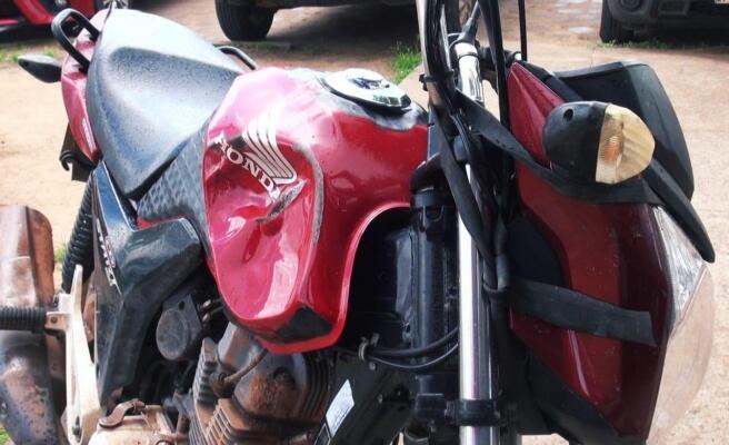 Moto pertence a mãe do assaltante que colaborou com a GCM, mas o rapaz não foi localizado no endereço dado por ela - Foto: Aldenio Soares