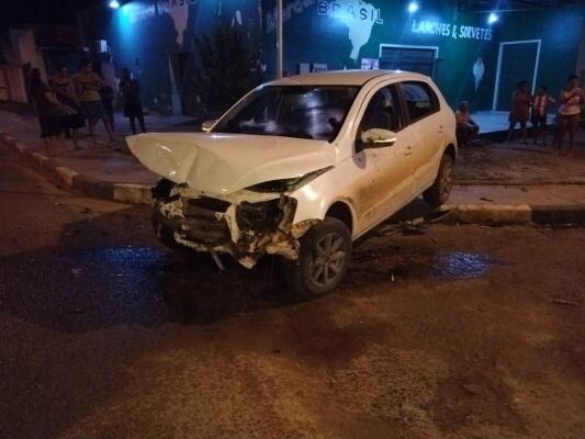 O carro Gol branco era conduzido pelo autônomo de 26 anos - Foto: Divulgação