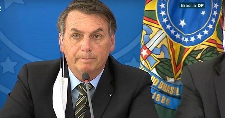 Presidente Jair Bolsonaro não era muito adepto de usar a máscara (Foto: TV Brasil / Reprodução)