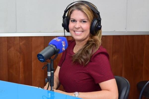 O Quem é Quem é apresentado pela radialista Cida Lacerda (Foto: Nilzete Franco/FolhaBV)