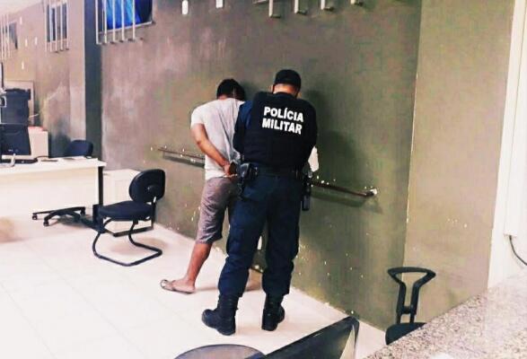 O rapaz foi conduzido ao 5º DP e autuado pelo furto do cachorro - Foto: Aldenio Soares