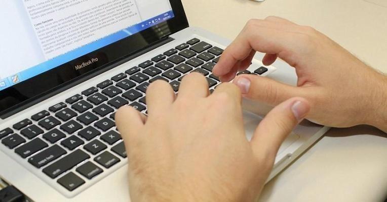 Uso excessivo destas plataformas pode contribuir para insônia, ansiedade e até depressão (Foto: Divulgação)