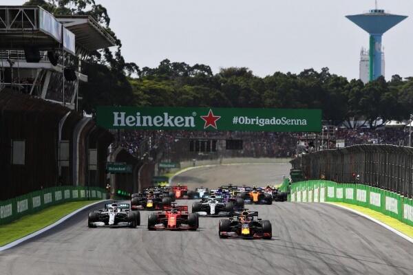 Largada do GP do Brasil de 2019, em Interlagos — Foto: Getty Images