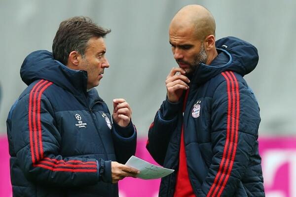 Domènec Torrent e Pep Guardiola no Bayern de Munique: ambos trabalharam juntos entre 2007 e 2018 — Foto: Alex Grimm/Getty Images