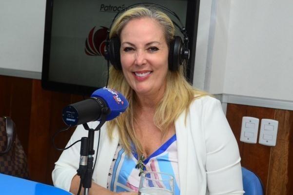 A médica Ana Paula Vitti é a entrevista de hoje do Quem é Quem (Foto: Arquivo FolhaBV)