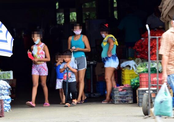 Recomendação é que crianças usem máscaras (Foto: Nilzete Franco/FolhaBV)