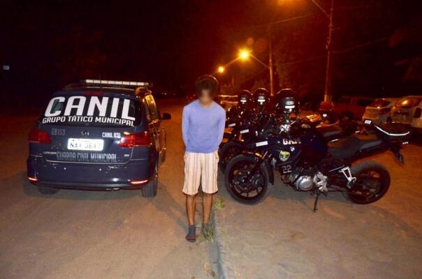 O homem foi ao 5º DP para formalização da prisão - Foto: Aldenio Soares