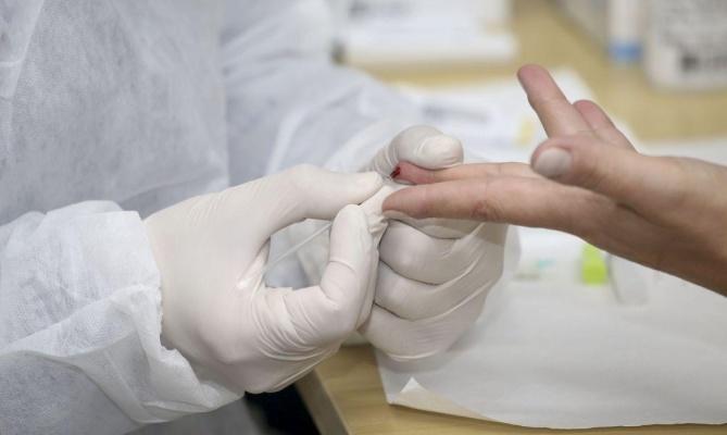 Positivações registradas neste sábado (5) foram obtidas por testes rápidos (Foto: Governo de São Paulo)