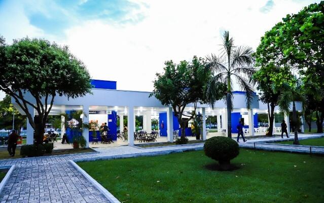 Há cerca de 1.500 concessionários de espaços nas praças de Boa Vista, capacitados pela Vigilância Sanitária do município (Foto: Cláudia Ferreira/Semuc/PMBV)