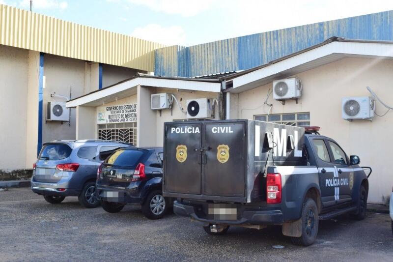 O corpo de Manoel Nascimento chegou ao IML nesta quarta-feira (23) e foi liberado para sepultamento no final da tarde - Foto: Nilzete Franco/FolhaBV