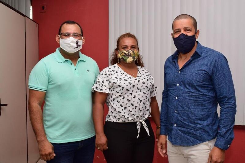 Uma comissão formada por pais e professores deu início à coleta virtual de assinaturas no mês de agosto (Foto: Nilzete Franco/FolhaBV) Uma comissão formada por pais e professores deu início à coleta virtual de assinaturas no mês de agosto (Foto: Nilzete Franco/FolhaBV)
