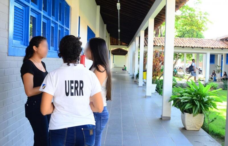 Professores e alunos da Uerr estariam sendo penalizados, diz denúncia (Foto: Nilzete Franco/FolhaBV)