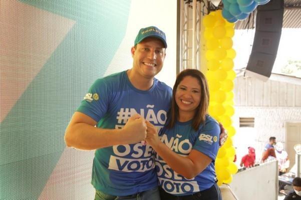 A odontóloga Lidiane Cavalcante Vanderlei é a candidata à vice-prefeita de Boa Vista, na chapa encabeçada por Nicoletti (Foto: Ascom/PSL)
