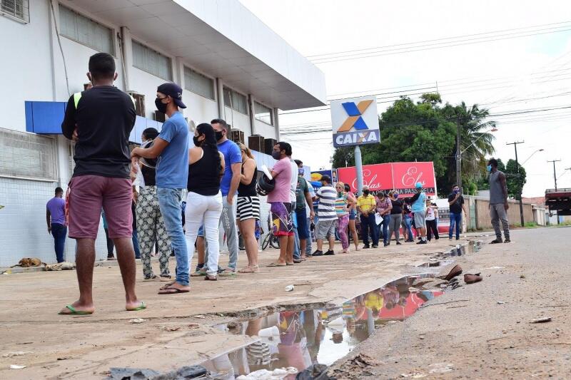 De acordo com a definição usada pela FGV, a pobreza é caracterizada pela renda domiciliar per capita de até meio salário mínimo (R$ 522,50) (Foto: Nilzete Franco/FolhaBV)