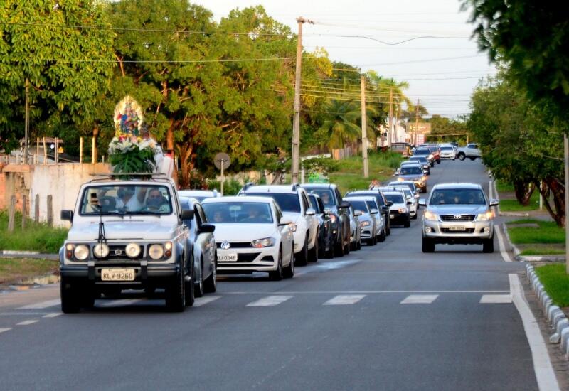 Pela parte da noite, às 18h haverá mais uma missa e a celebração de encerramento da festa está marcada para as 20h (Foto: Neia Dutra/FolhaBV)