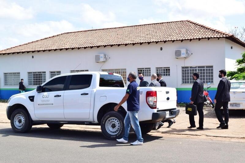 Foram cumpridos mandados de busca na Sesau (Foto: Nilzete Franco/FolhaBV)