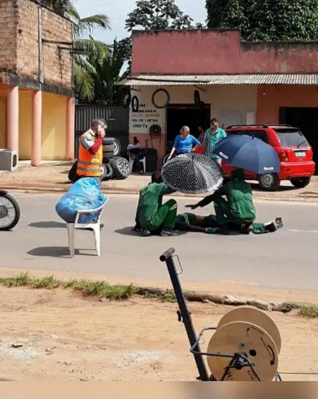 O profissional recebeu o apoio dos colegas de trabalho enquanto aguardava a chegada do Samu - Foto: Divulgação
