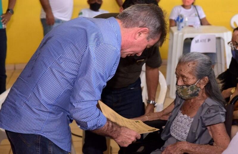 Foram contempladas 194 famílias de vários bairro de Boa Vista (Foto: Secom-RR)