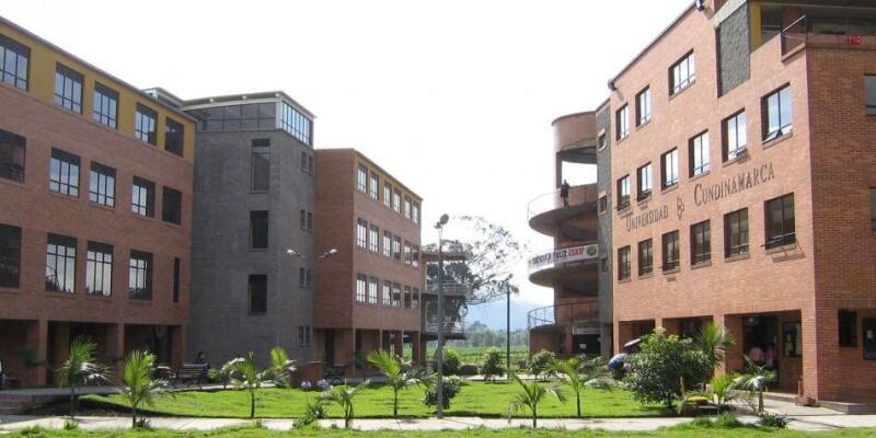 Os cursos são promovidos pelo curso de Letras da UFRR em convênio com a Universidade de Cundinamarca, na Colômbia (Foto: Archivo Particular)