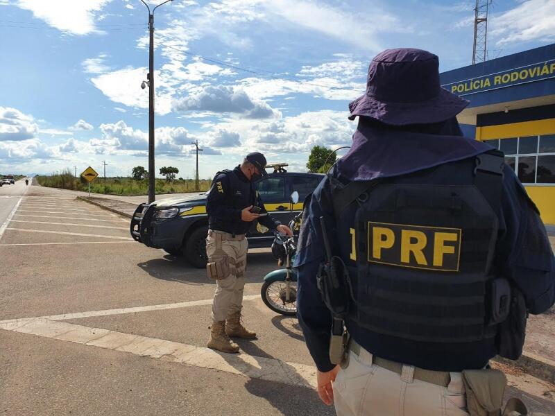 Também foram registradas 14 infrações de ultrapassagem não permitida (Foto: Ascom PRF)