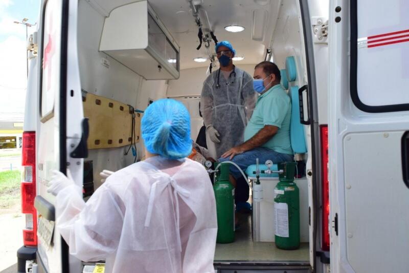 Segundo o Boletim Epidemiológico divulgado pela Sesau, são 100 pacientes internados somente no HGR (Foto: Nilzete Franco/FolhaBV) Segundo o Boletim Epidemiológico divulgado pela Sesau, são 100 pacientes internados somente no HGR (Foto: Nilzete Franco/FolhaBV)
