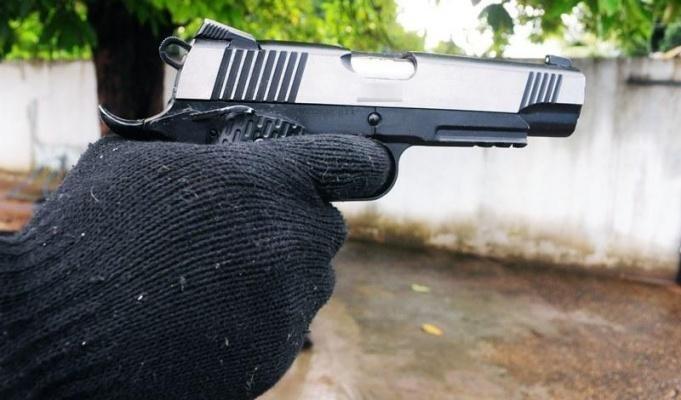 No local do crime, foram recolhidas 14 cápsulas de arma de fogo. (Foto: Arquivo/FolhaBV)