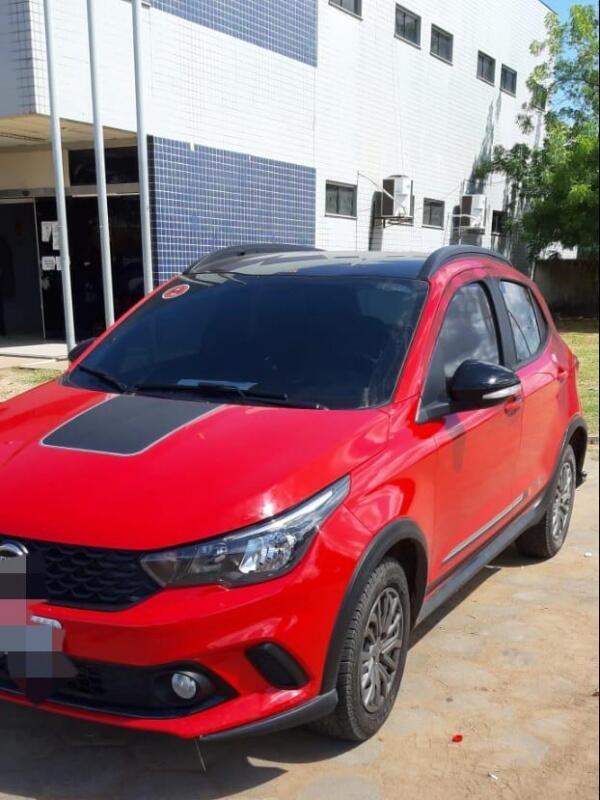 Carro da motorista está na Central de Flagrantes e deverá passar por perícias (Fotos: FolhaBV)